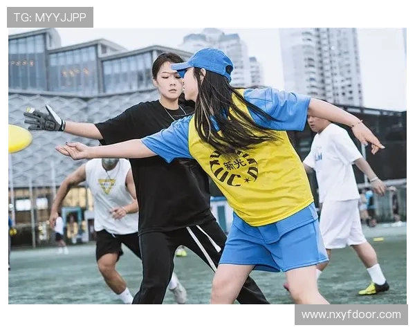 南京飞盘队在极限运动会中的灵活性表现引发热议与关注